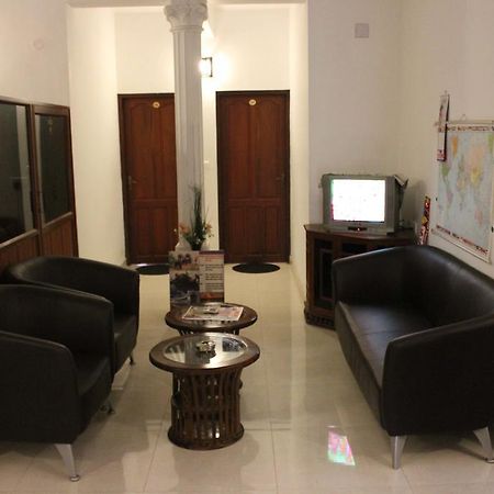 Globe Trotters Inn Kochi Exterior foto